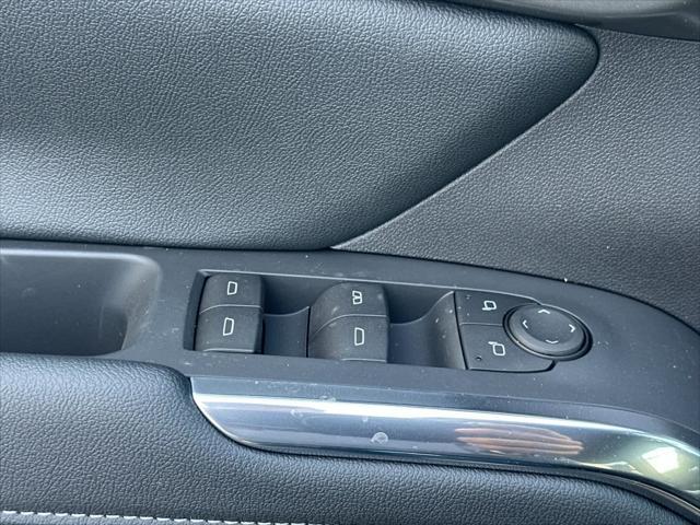 new 2025 Chevrolet Traverse car, priced at $44,380