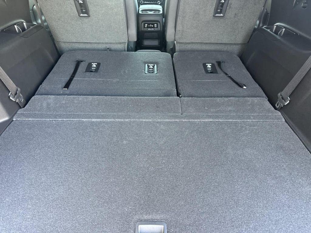 new 2025 Chevrolet Traverse car, priced at $44,380