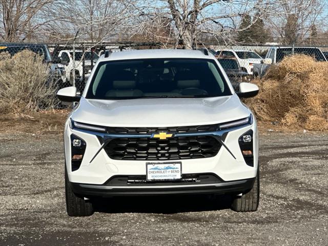 new 2025 Chevrolet Trax car, priced at $23,595