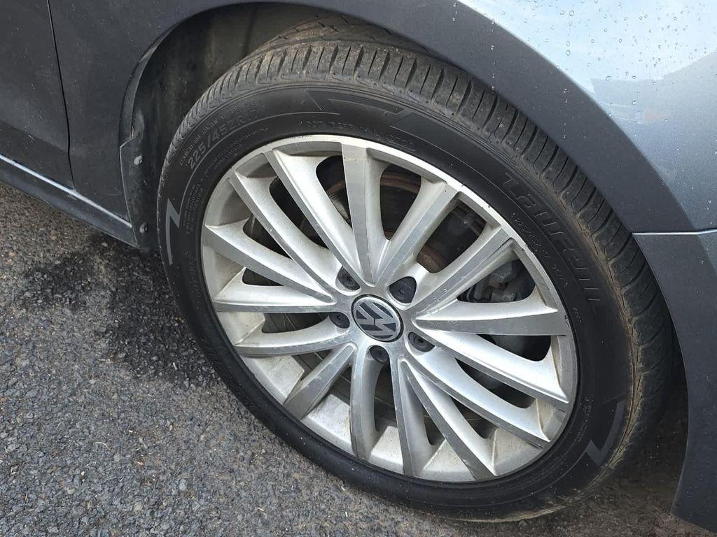 used 2014 Volkswagen Jetta car