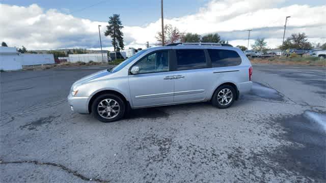 used 2014 Kia Sedona car, priced at $10,990