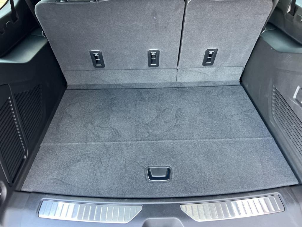 new 2025 Chevrolet Suburban car, priced at $98,345