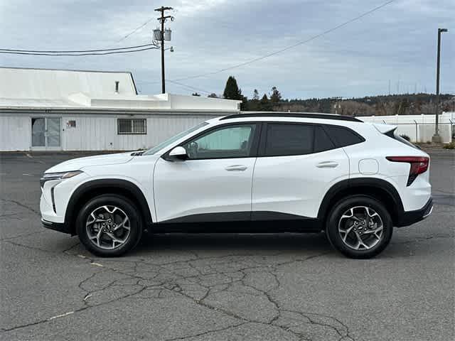 new 2025 Chevrolet Trax car, priced at $23,595