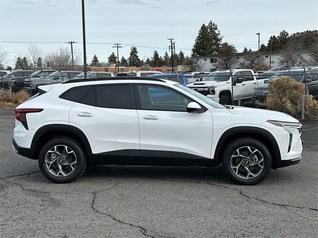 new 2025 Chevrolet Trax car, priced at $23,595