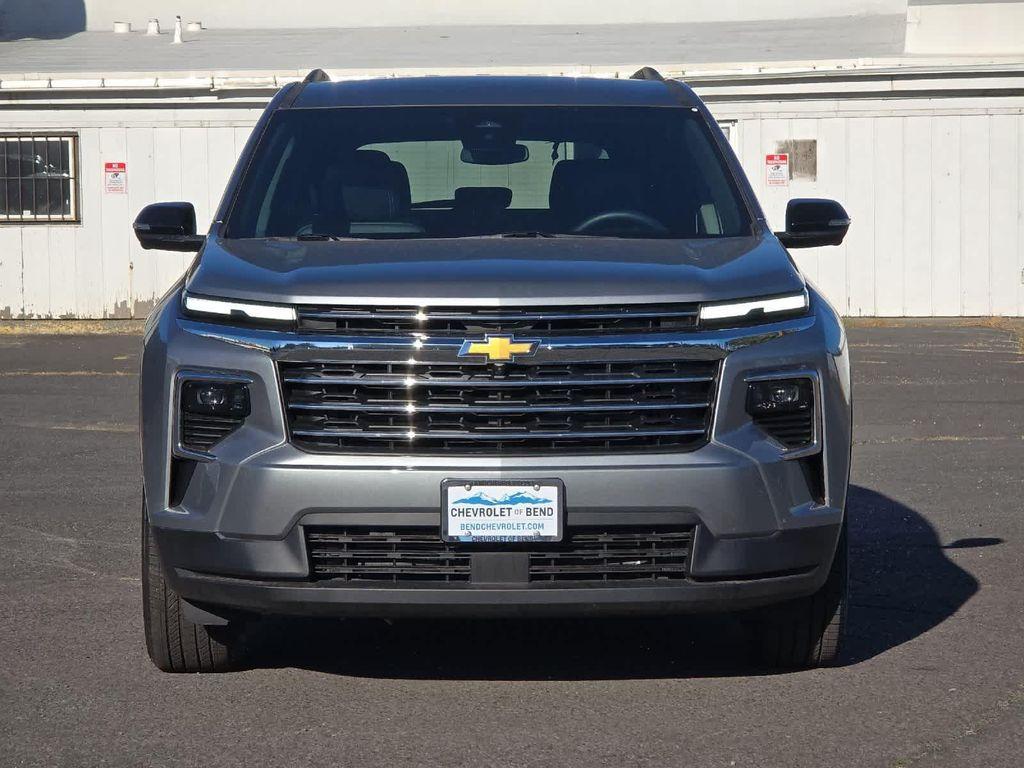 new 2025 Chevrolet Traverse car, priced at $43,495