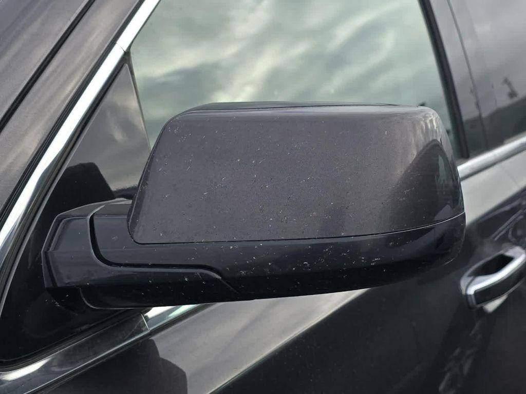 used 2017 GMC Yukon XL car, priced at $27,990