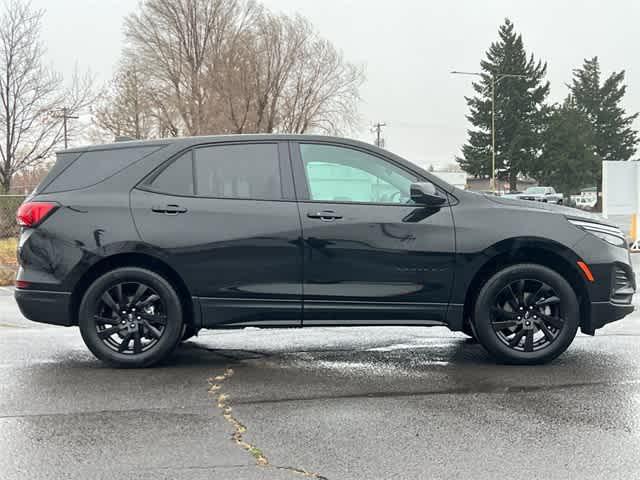 new 2024 Chevrolet Equinox car, priced at $31,670