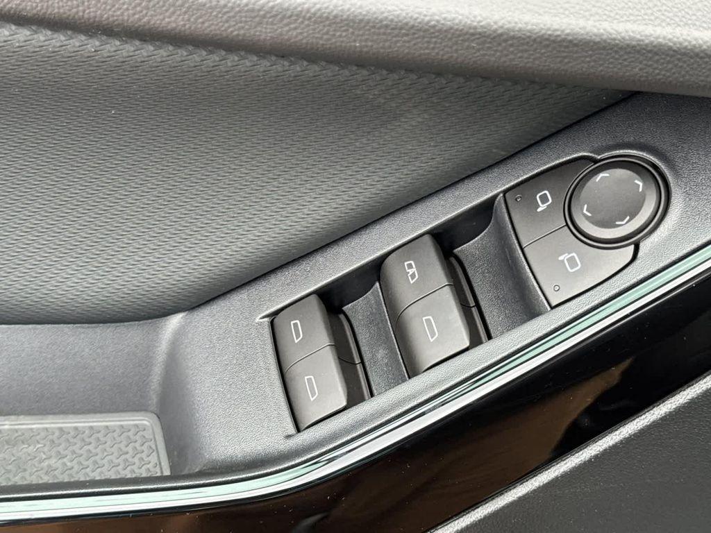 new 2026 Chevrolet Equinox car, priced at $34,855