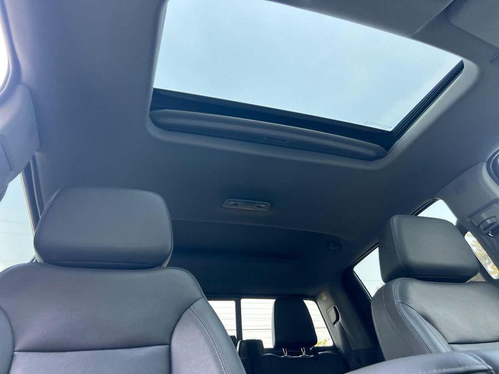 used 2022 GMC Sierra 1500 car, priced at $45,992