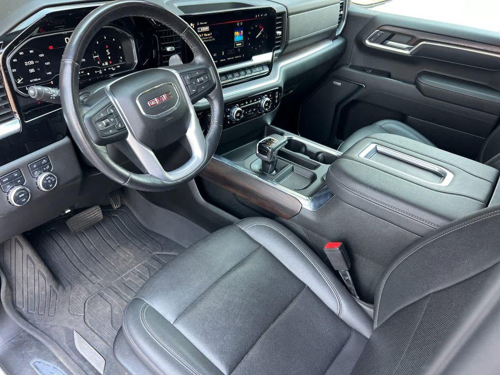 used 2022 GMC Sierra 1500 car, priced at $45,992