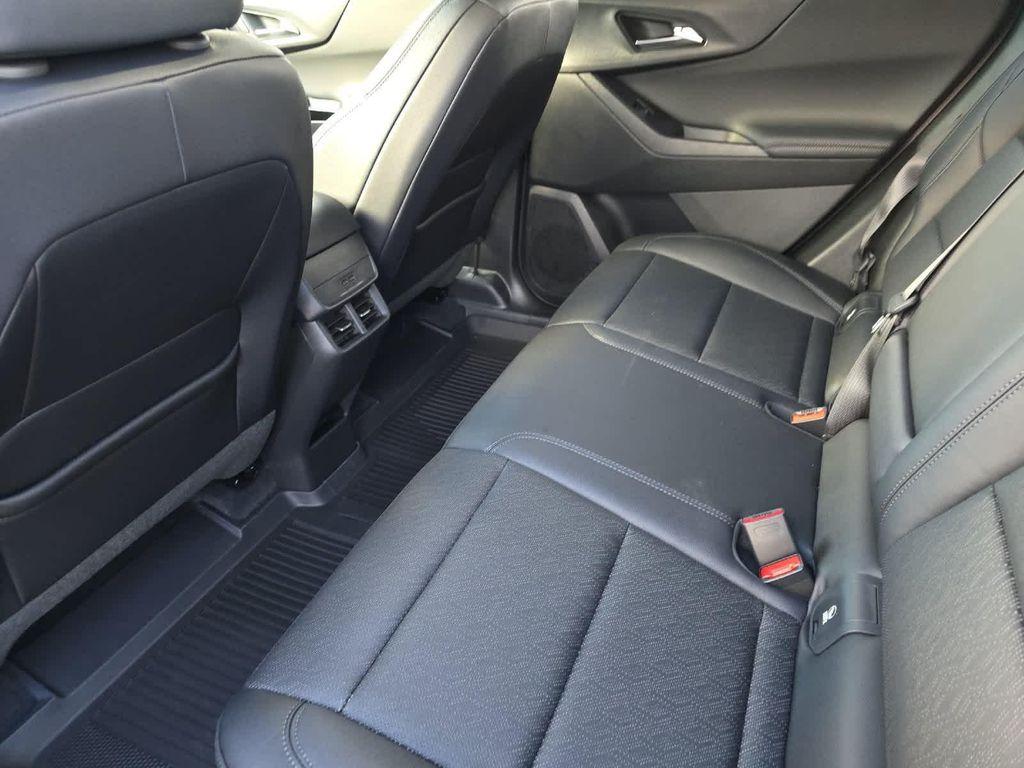 new 2026 Chevrolet Equinox car, priced at $36,305
