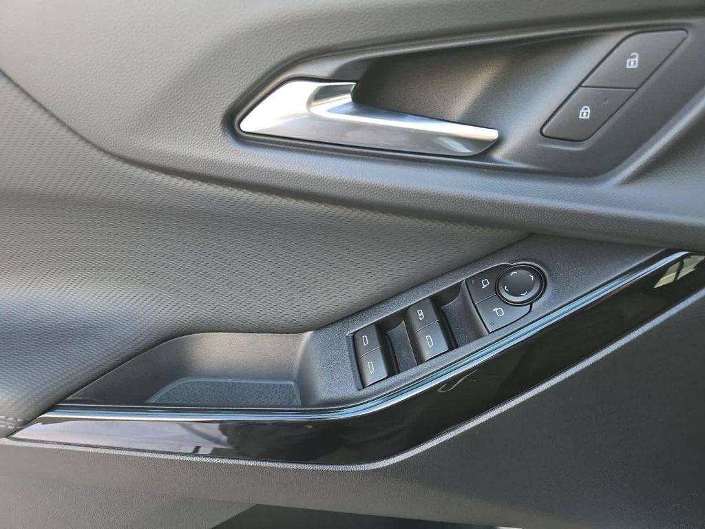 new 2026 Chevrolet Equinox car, priced at $36,305