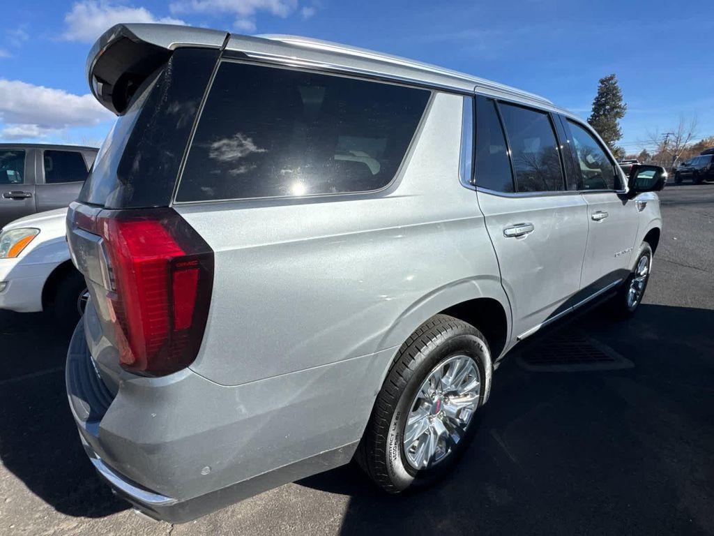 used 2025 GMC Yukon car, priced at $81,995