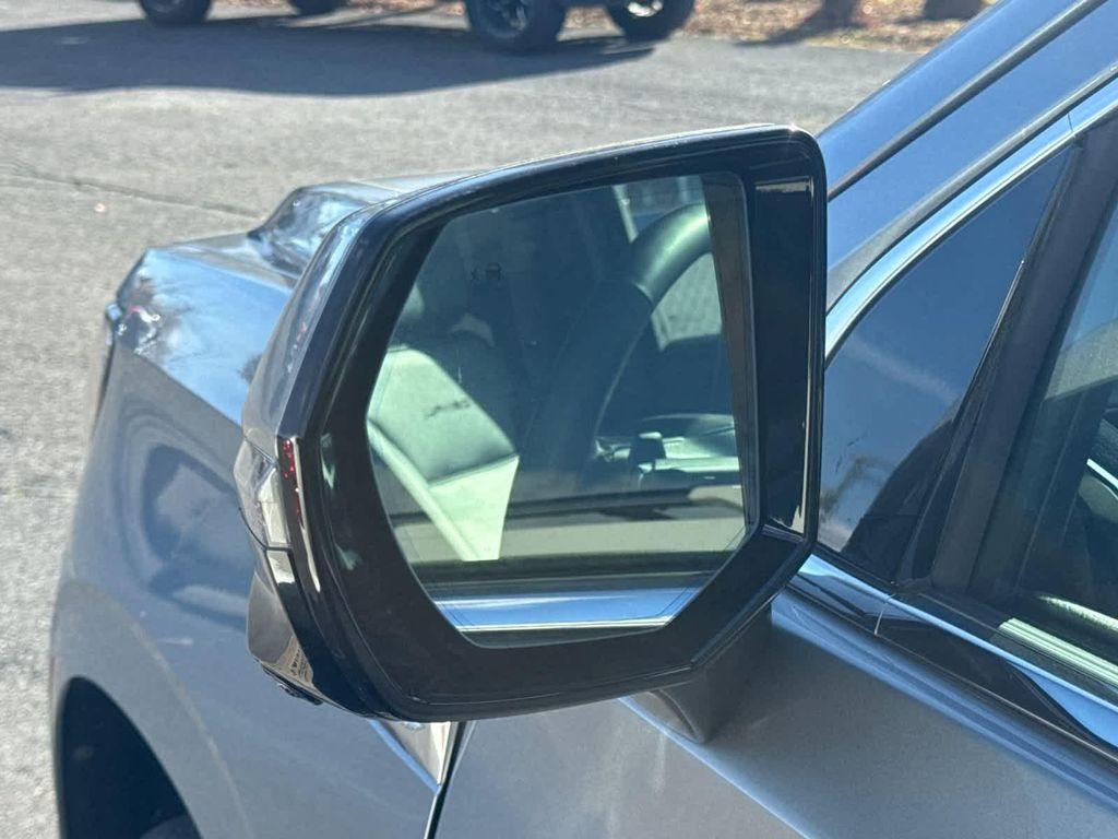 used 2025 GMC Yukon car, priced at $81,995