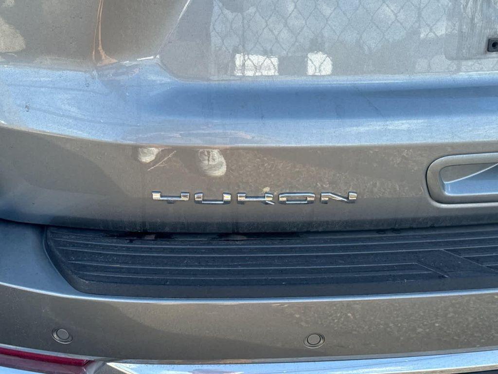 used 2025 GMC Yukon car, priced at $81,995