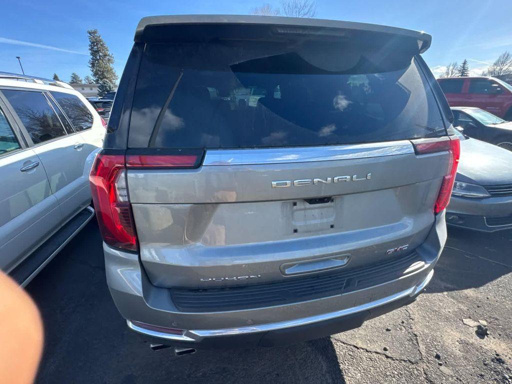 used 2025 GMC Yukon car, priced at $81,995