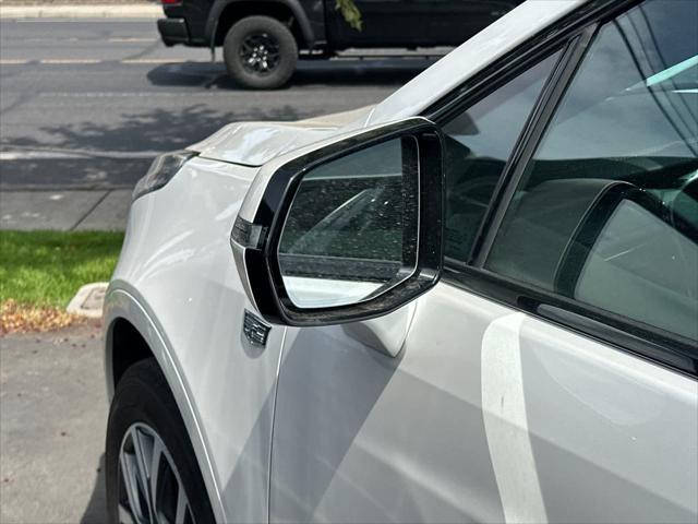 used 2023 Cadillac XT5 car
