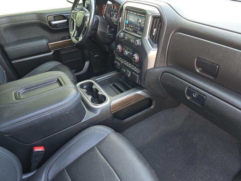 used 2021 Chevrolet Silverado 1500 car, priced at $32,992