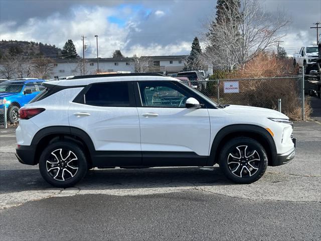 new 2025 Chevrolet TrailBlazer car, priced at $34,970