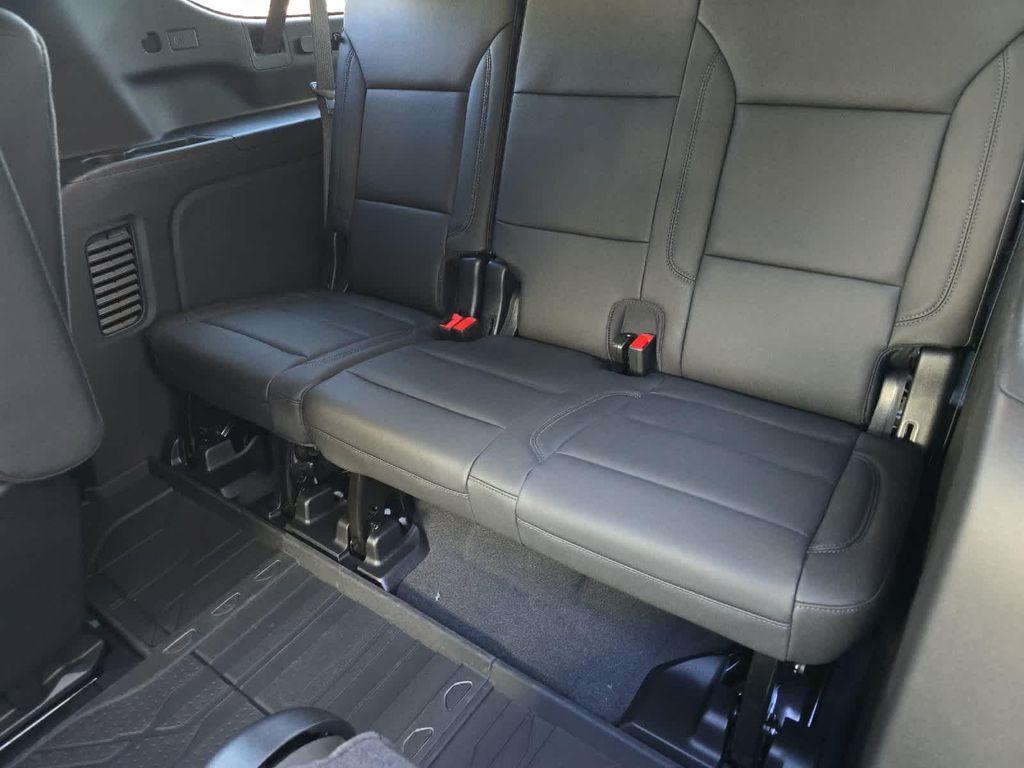 new 2026 Chevrolet Suburban car, priced at $79,685