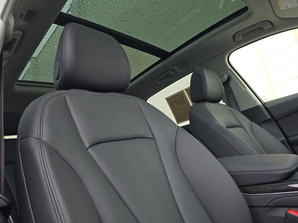 used 2023 Audi Q7 car, priced at $40,990