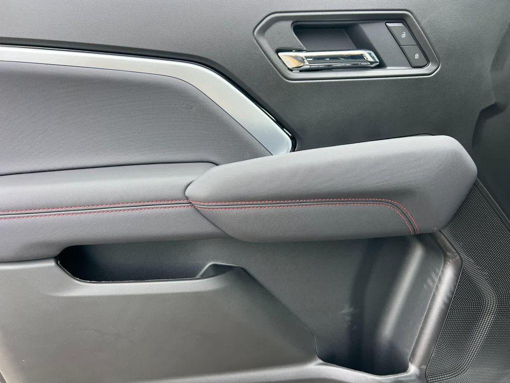 new 2025 Chevrolet Colorado car, priced at $48,570