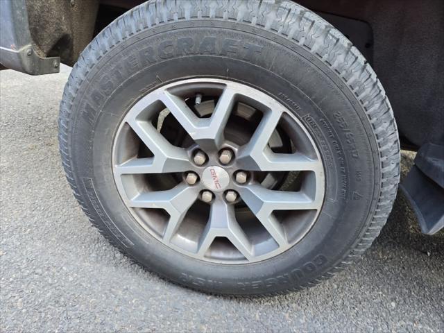 used 2015 GMC Canyon car, priced at $19,990
