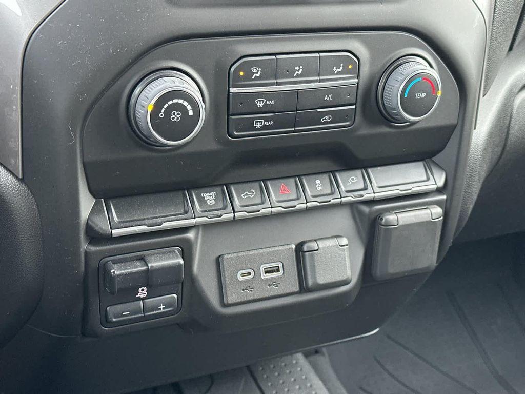 used 2022 Chevrolet Silverado 2500 car