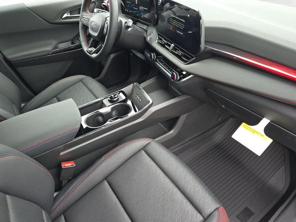 new 2026 Chevrolet Equinox car, priced at $39,115