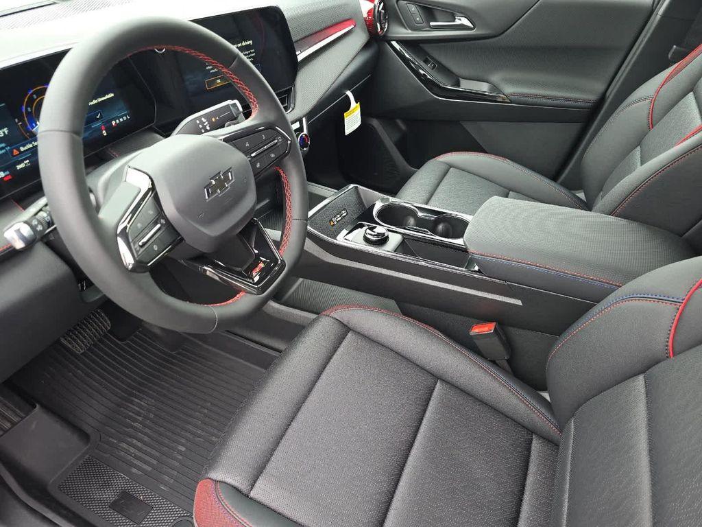 new 2026 Chevrolet Equinox car, priced at $39,115