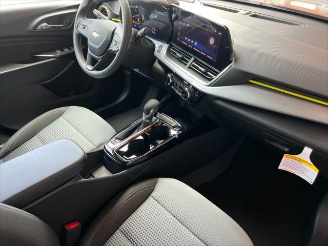 new 2025 Chevrolet Trax car, priced at $21,995