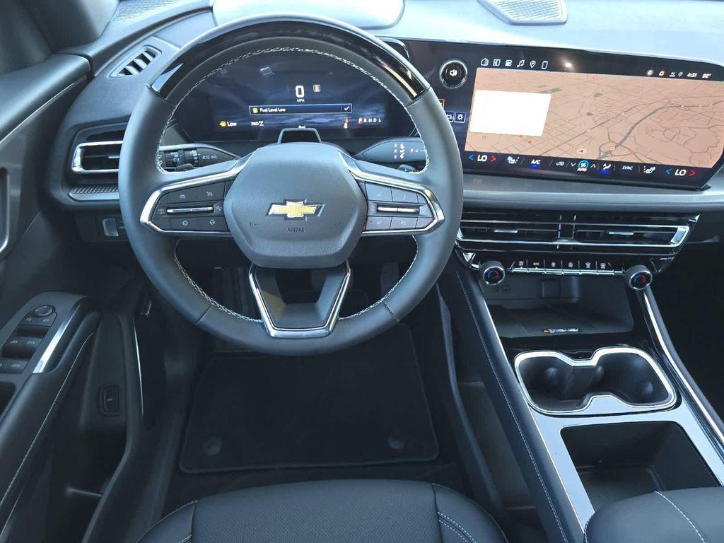 new 2026 Chevrolet Traverse car, priced at $51,545