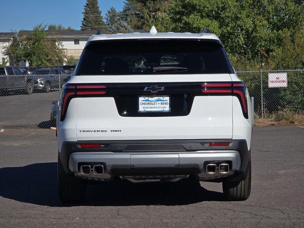 new 2026 Chevrolet Traverse car, priced at $51,545