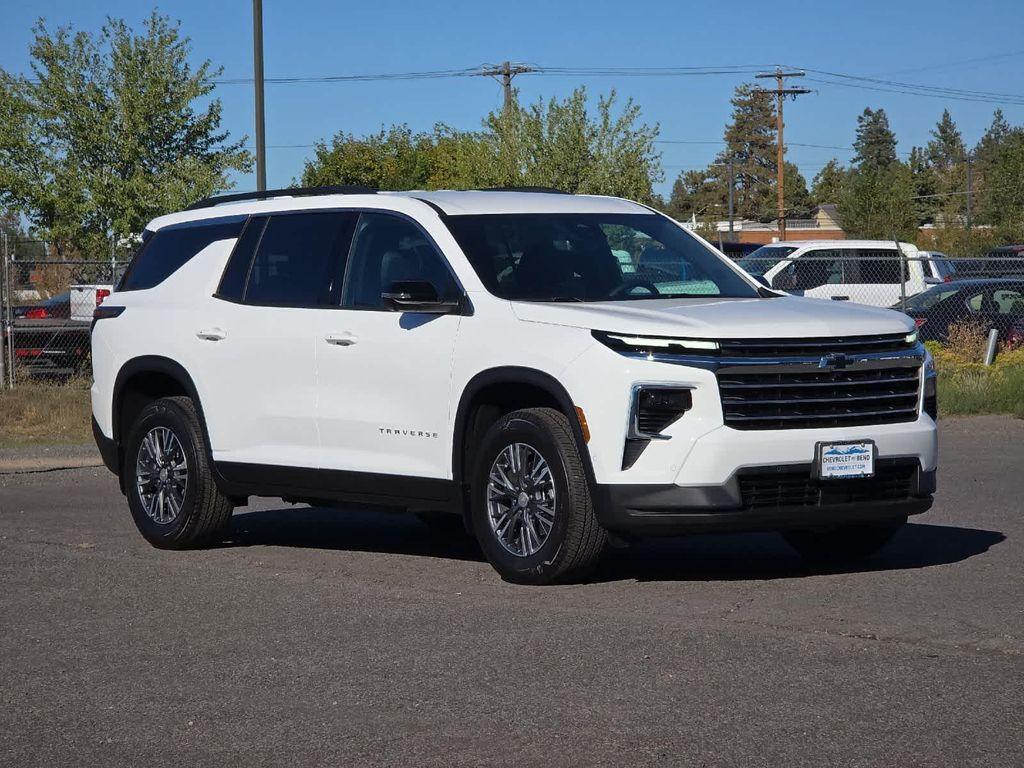 new 2026 Chevrolet Traverse car, priced at $51,545
