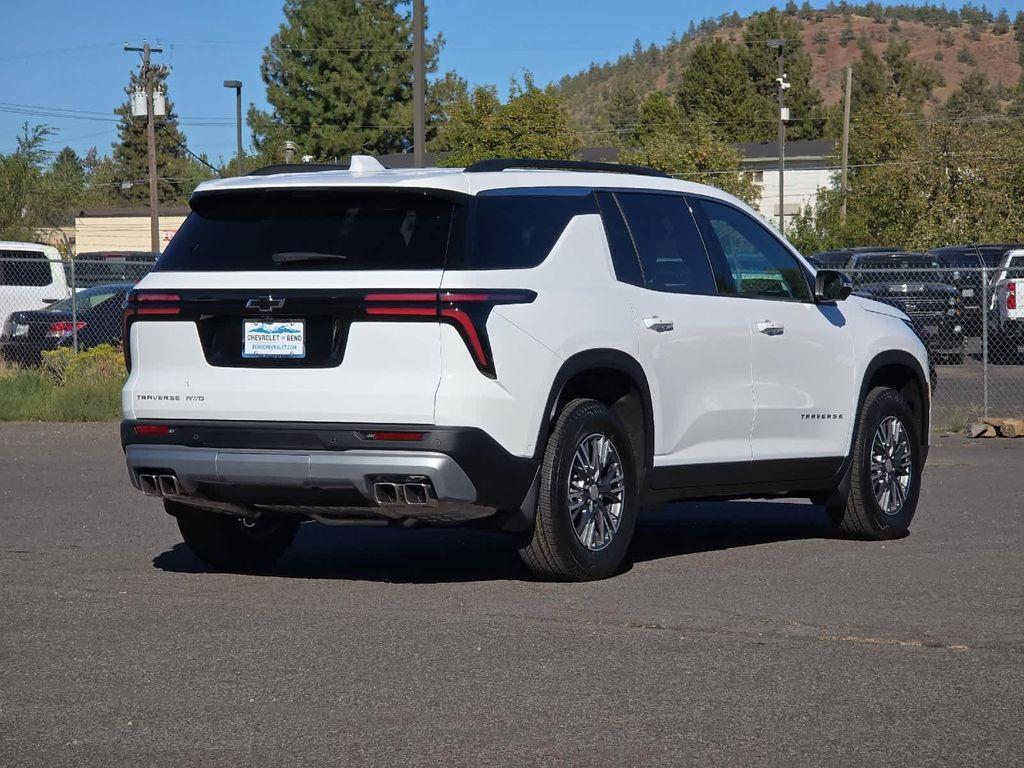 new 2026 Chevrolet Traverse car, priced at $51,545