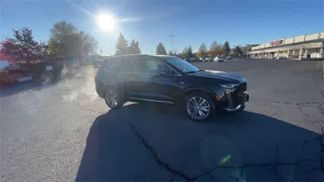 used 2022 Cadillac XT6 car, priced at $28,991