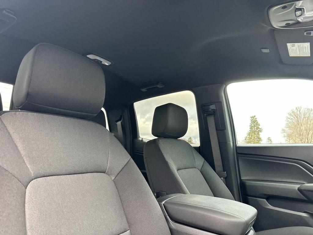 new 2025 Chevrolet Colorado car, priced at $35,065