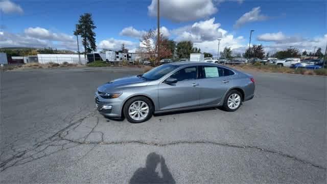 new 2025 Chevrolet Malibu car, priced at $27,870