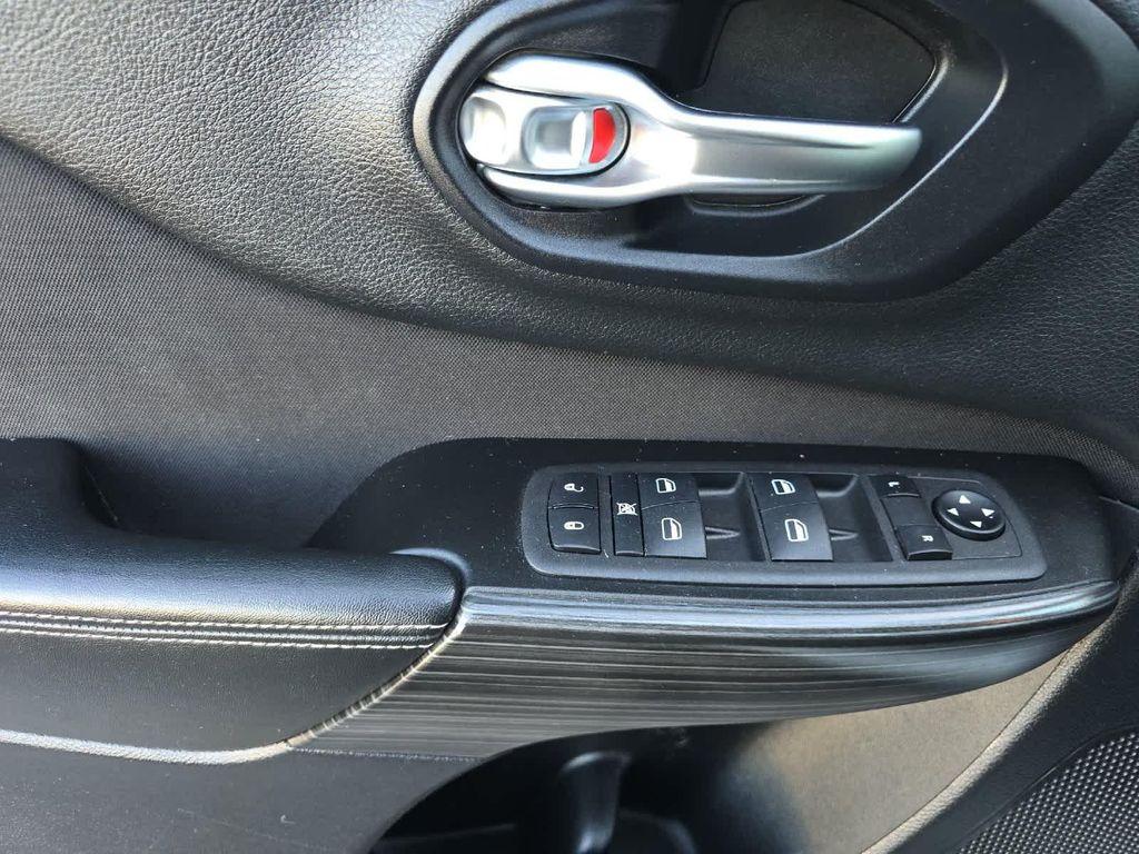 used 2014 Jeep Cherokee car, priced at $8,991