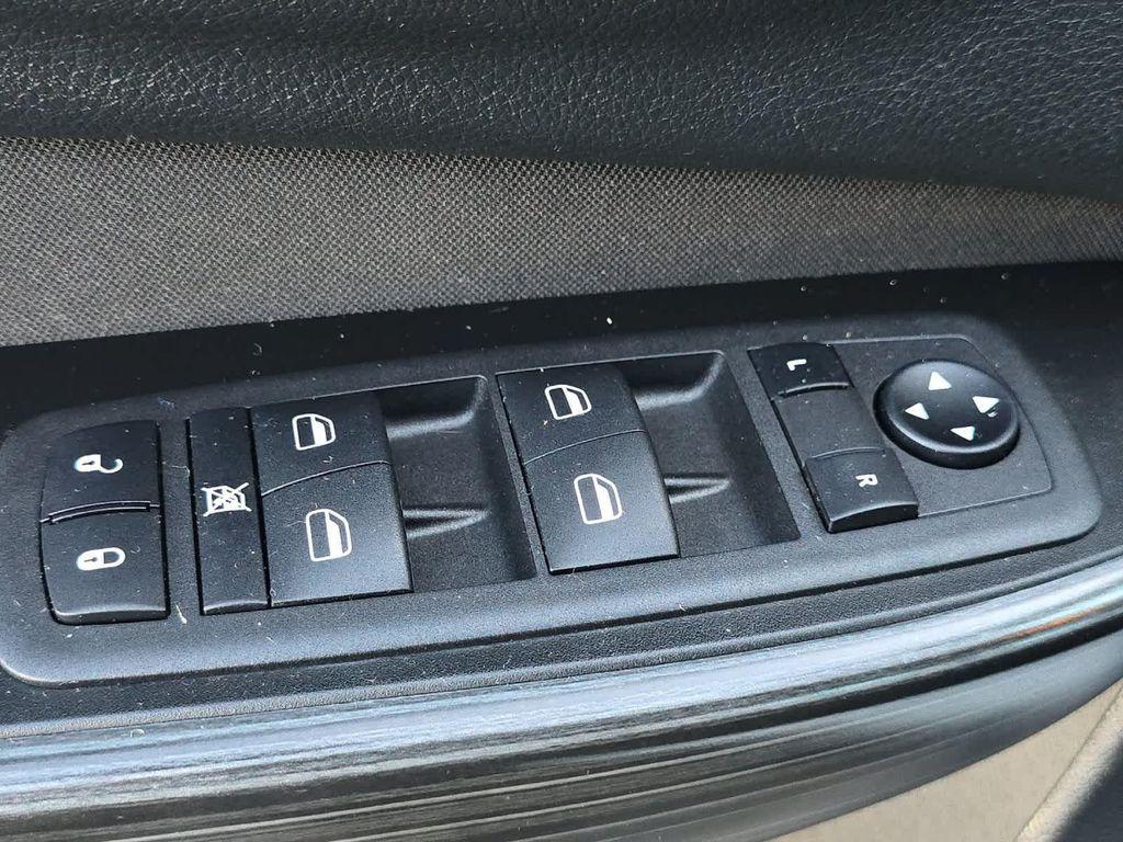 used 2014 Jeep Cherokee car, priced at $8,991