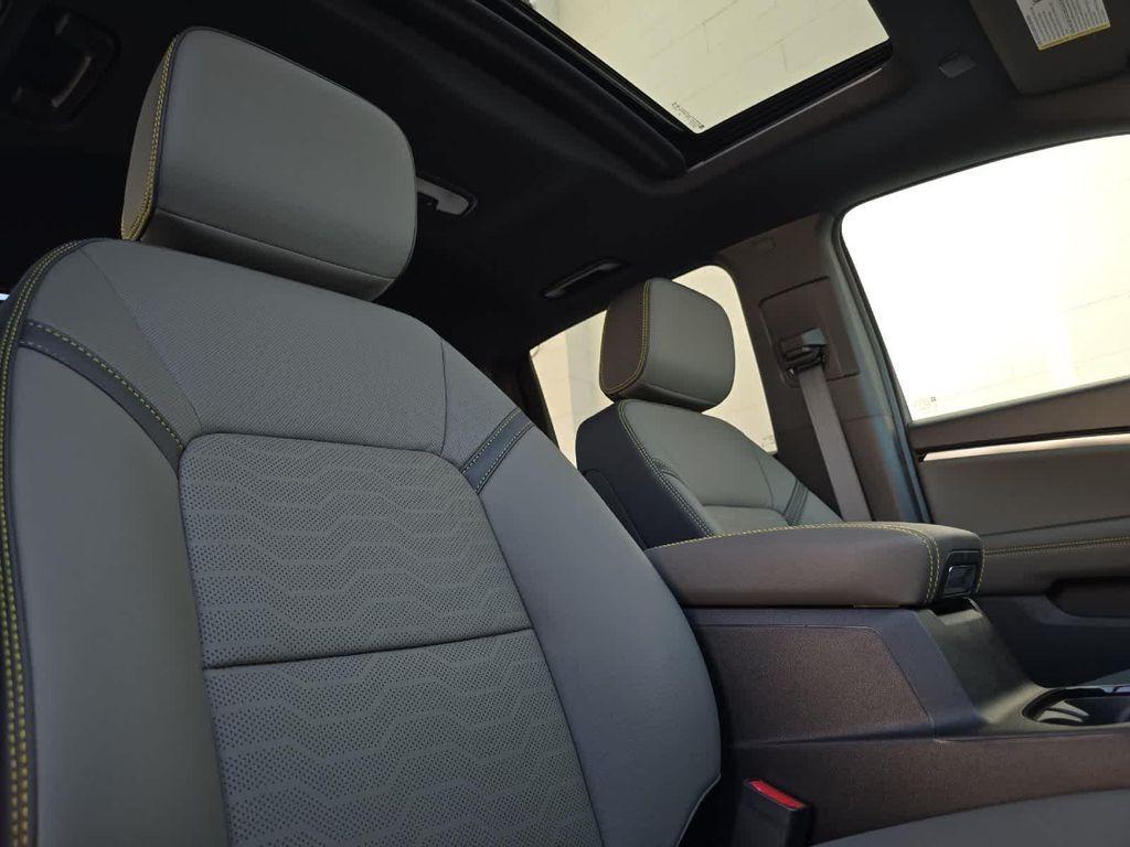 new 2026 Chevrolet Colorado car, priced at $55,120