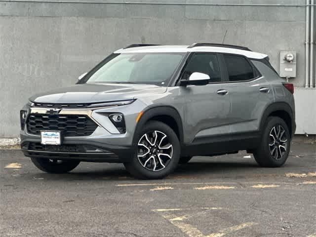 new 2025 Chevrolet TrailBlazer car, priced at $32,475