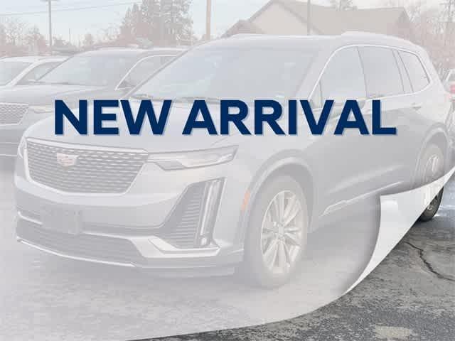 used 2022 Cadillac XT6 car, priced at $31,990