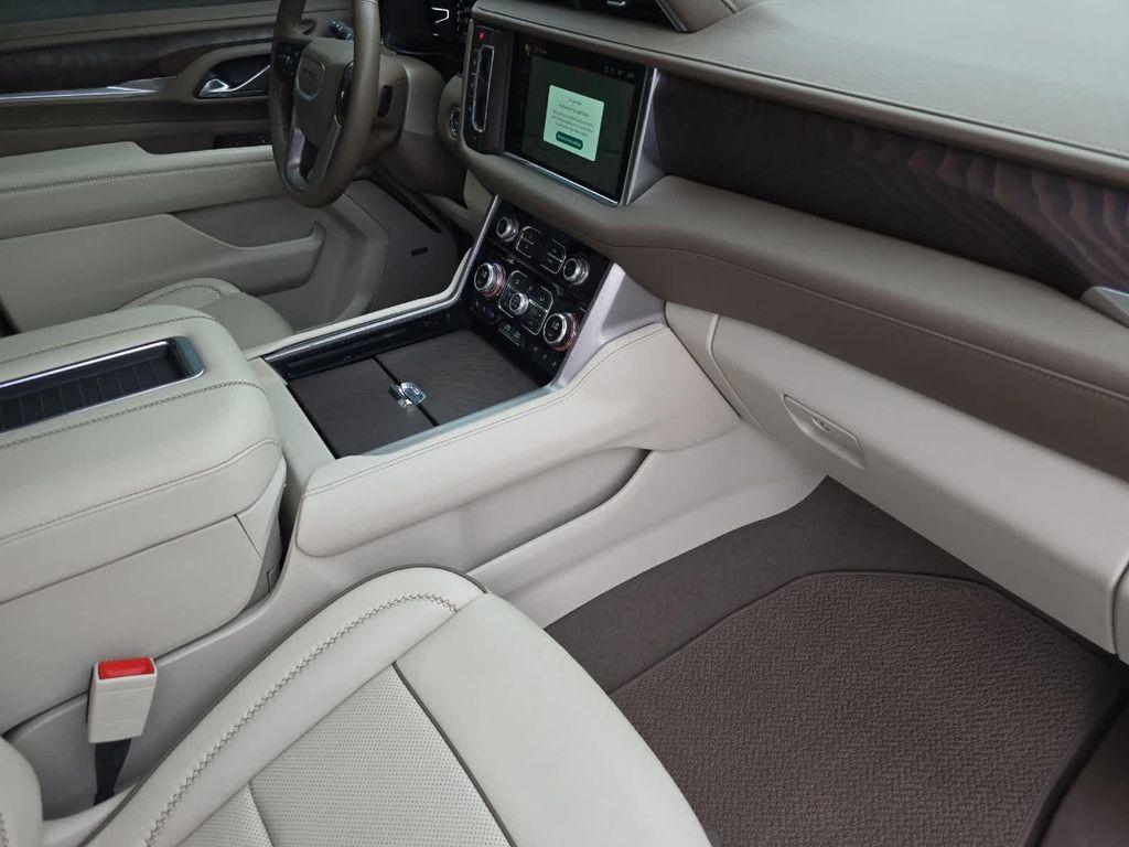used 2023 GMC Yukon car, priced at $60,993
