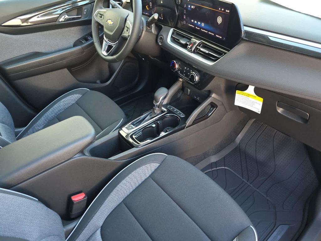 new 2026 Chevrolet TrailBlazer car, priced at $32,030