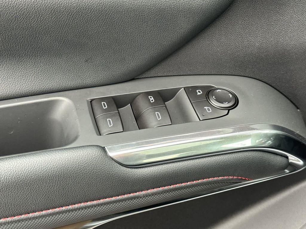 new 2026 Chevrolet Traverse car, priced at $58,404