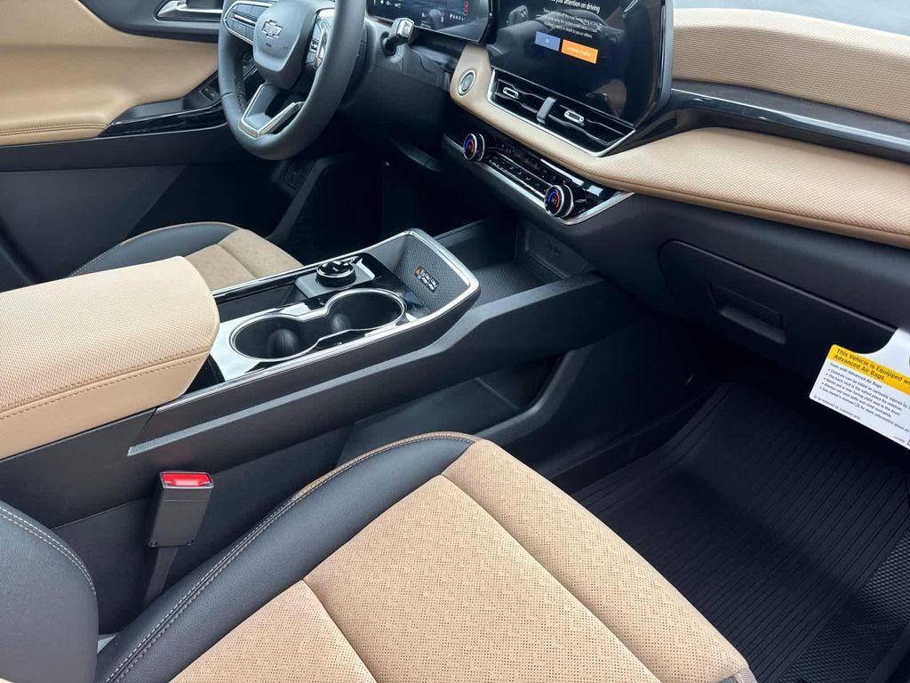 new 2026 Chevrolet Equinox car, priced at $42,495