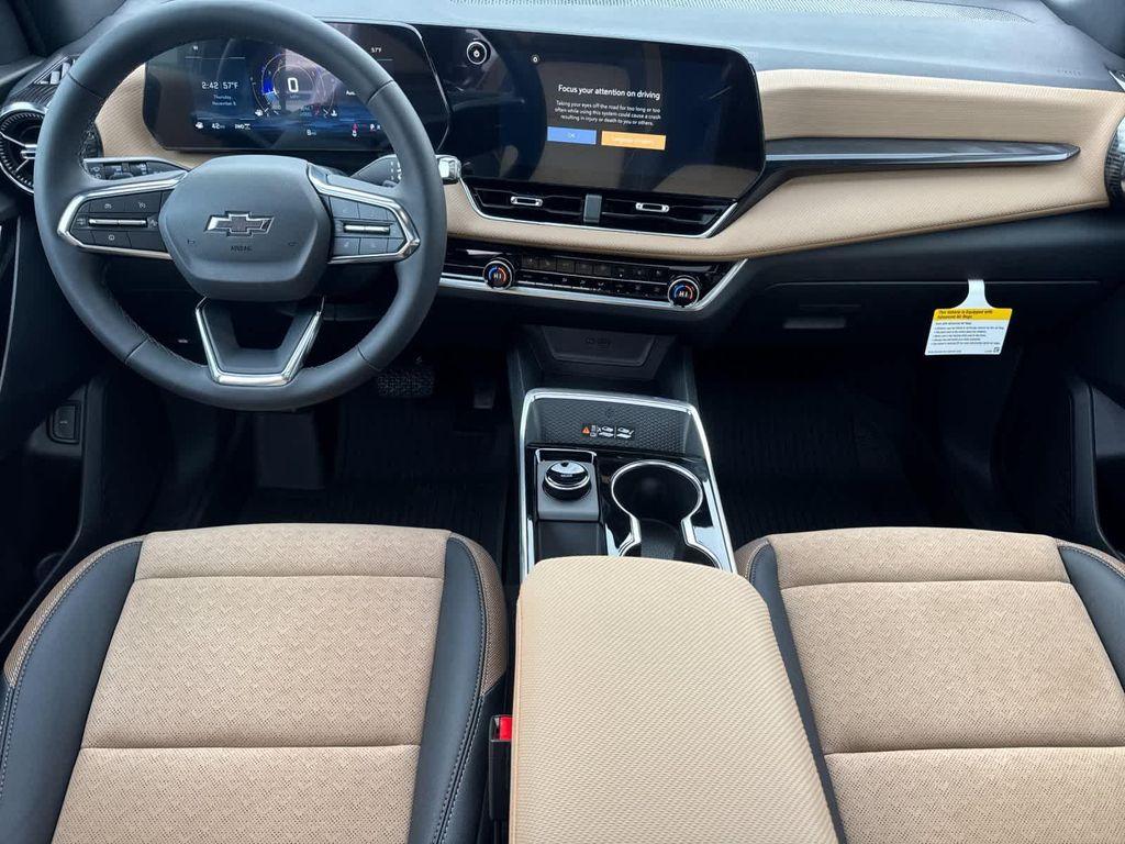 new 2026 Chevrolet Equinox car, priced at $42,495