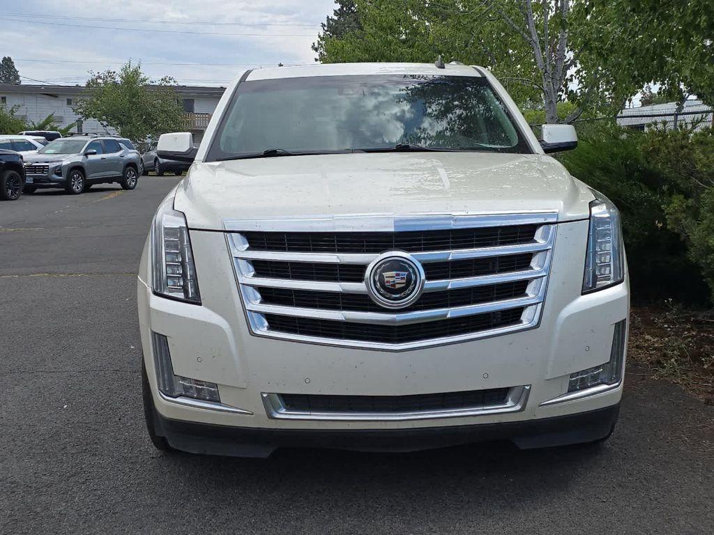 used 2015 Cadillac Escalade car, priced at $26,990