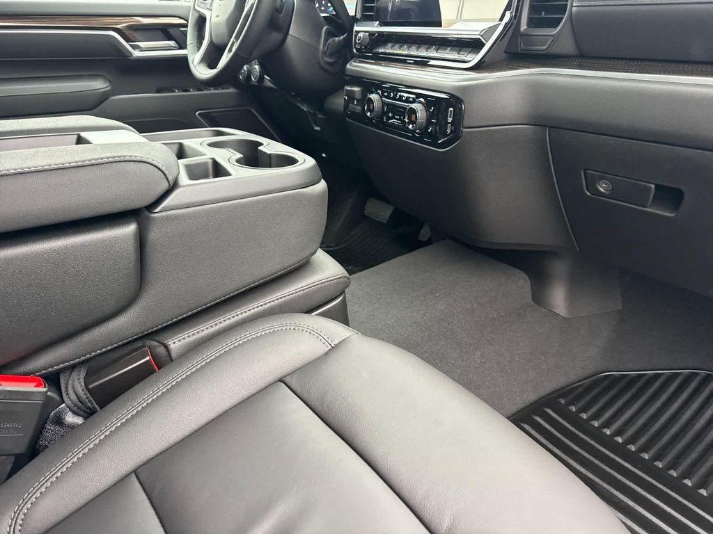 new 2026 Chevrolet Silverado 2500 car, priced at $73,670